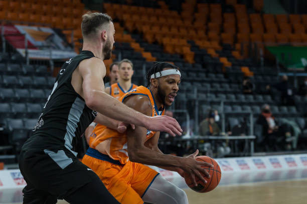 还是对哈兰 还是对哈兰