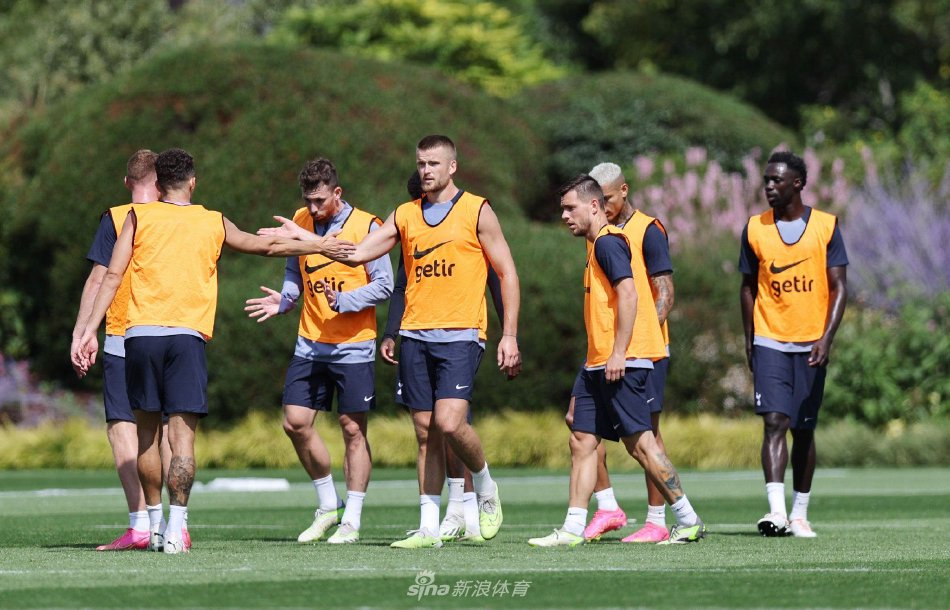 但萨拉赫依 但萨拉赫依