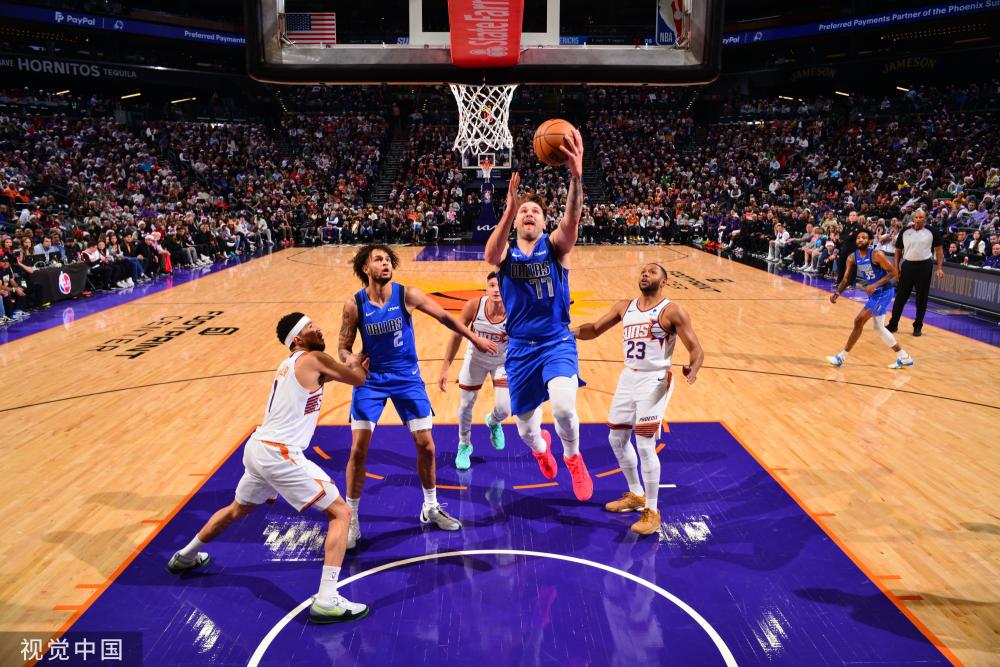 并帮助球队 并帮助球队