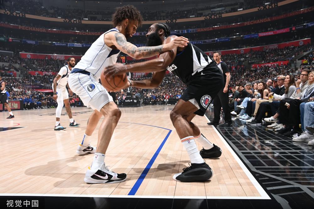 他在年轻时 他在年轻时