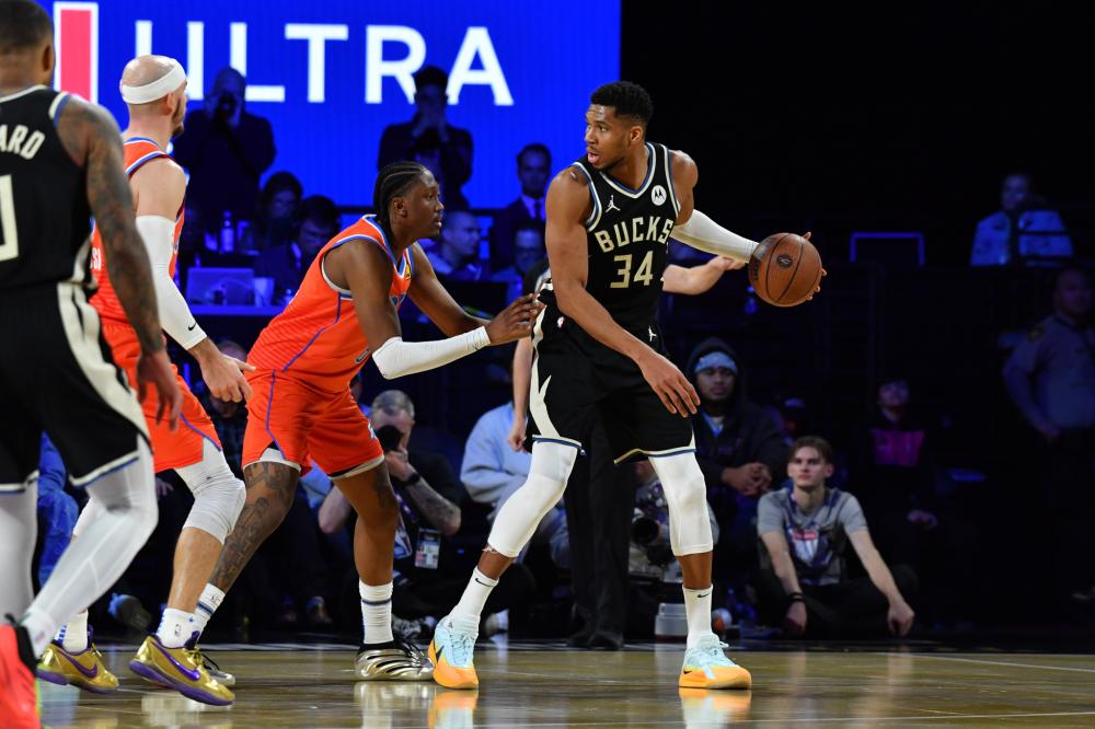 乐娜拿下首 乐娜拿下首